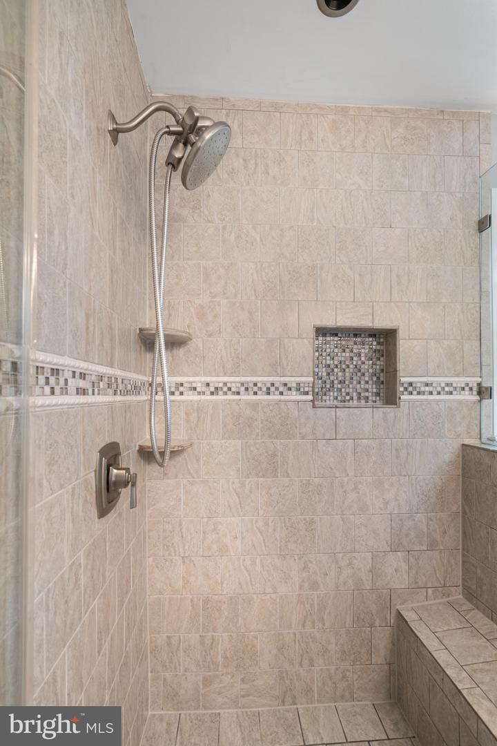 7909 MORNING RIDE CT, ALEXANDRIA, Virginia 22315, 3 Bedrooms Bedrooms, ,3 BathroomsBathrooms,Residential,For sale,7909 MORNING RIDE CT,VAFX2240538 MLS # VAFX2240538