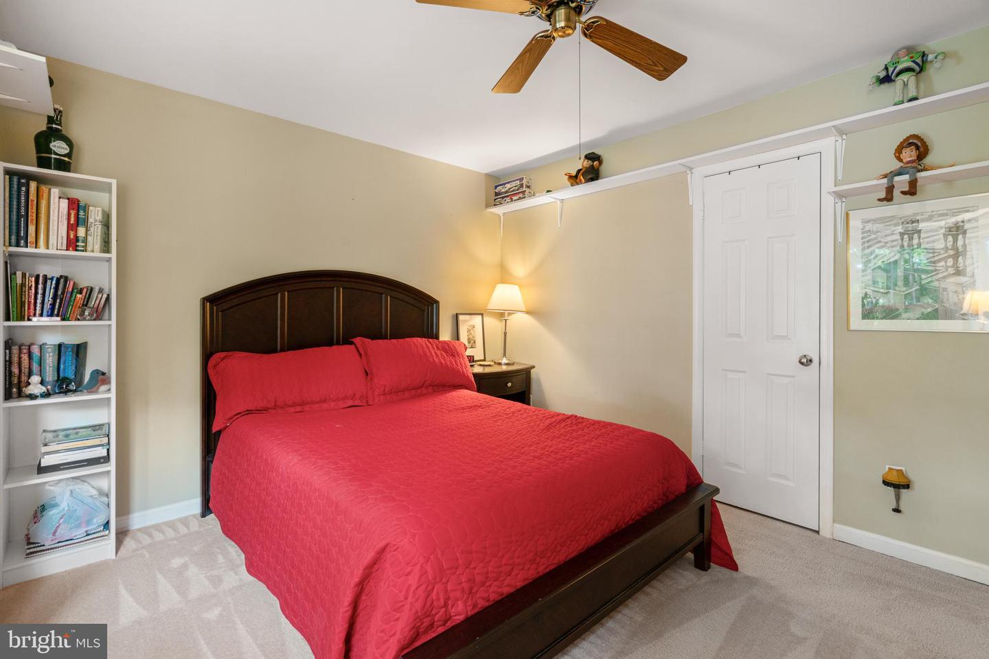 7909 MORNING RIDE CT, ALEXANDRIA, Virginia 22315, 3 Bedrooms Bedrooms, ,3 BathroomsBathrooms,Residential,For sale,7909 MORNING RIDE CT,VAFX2240538 MLS # VAFX2240538