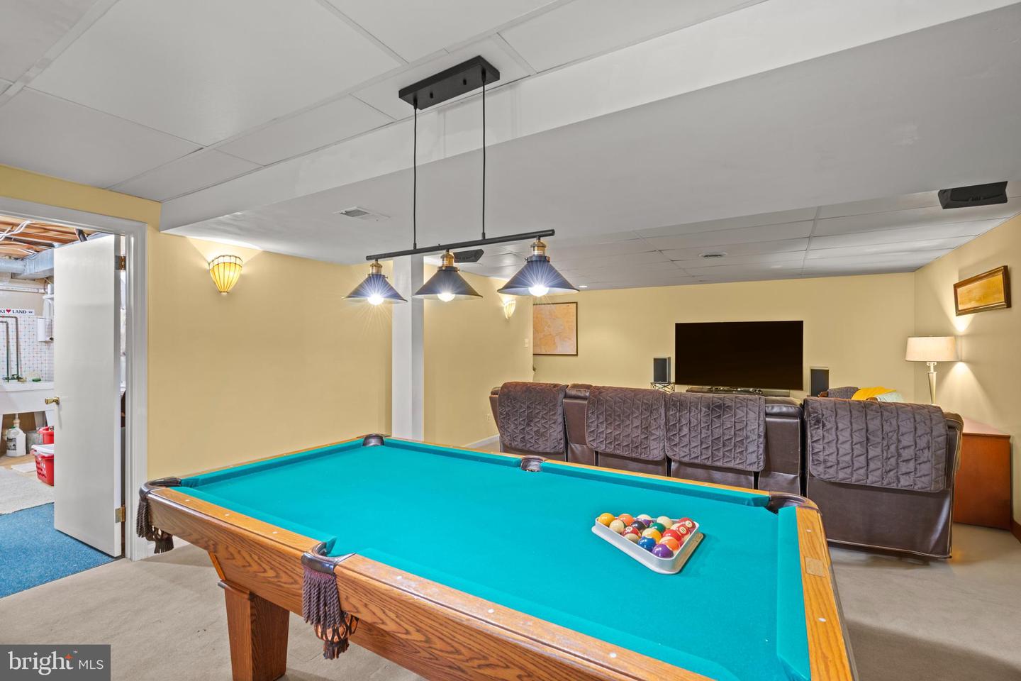 7909 MORNING RIDE CT, ALEXANDRIA, Virginia 22315, 3 Bedrooms Bedrooms, ,3 BathroomsBathrooms,Residential,For sale,7909 MORNING RIDE CT,VAFX2240538 MLS # VAFX2240538
