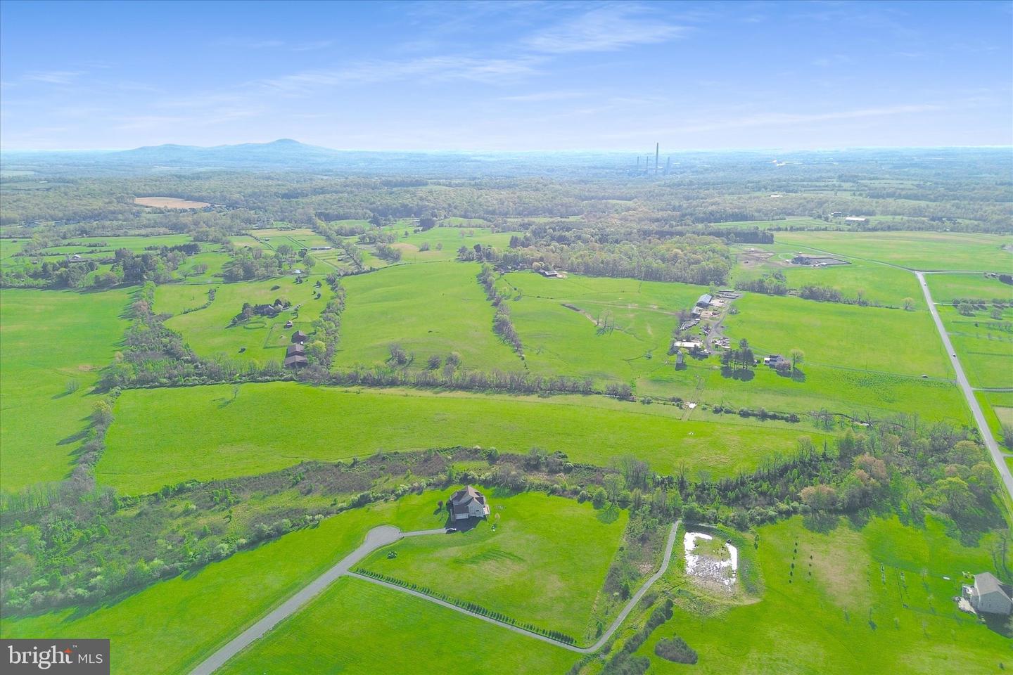 42880 SPINKS FERRY RD, LEESBURG, Virginia 20176, ,Farm,For sale,42880 SPINKS FERRY RD,VALO2098398 MLS # VALO2098398