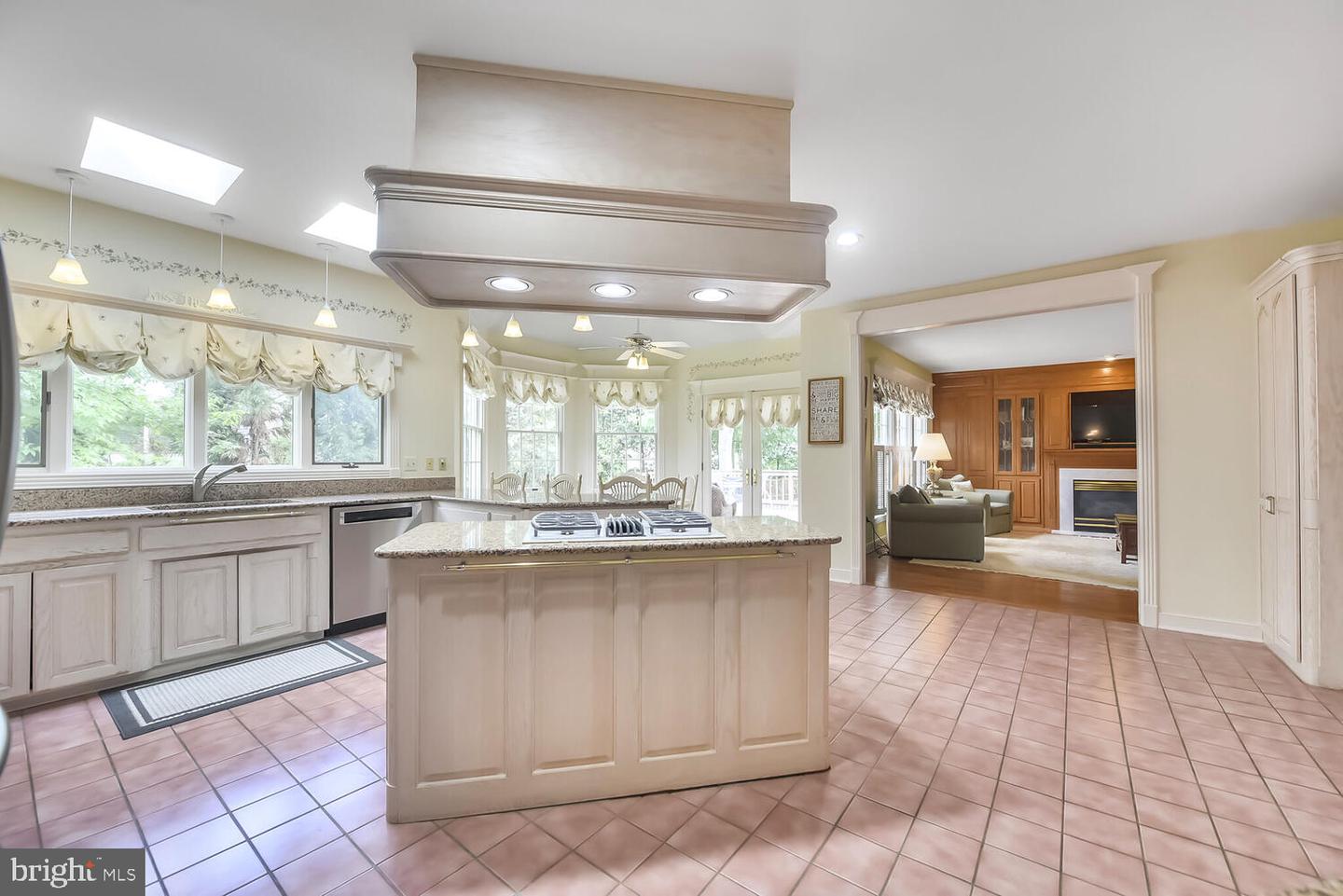 21029 STARFLOWER WY, ASHBURN, Virginia 20147, 4 Bedrooms Bedrooms, ,5 BathroomsBathrooms,Residential,For sale,21029 STARFLOWER WY,VALO2096682 MLS # VALO2096682