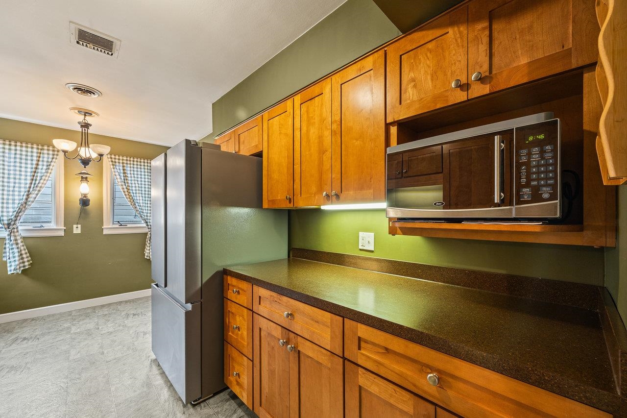 1435 BLUESTONE ST, HARRISONBURG, Virginia 22801, 2 Bedrooms Bedrooms, ,1 BathroomBathrooms,Residential,1435 BLUESTONE ST,665175 MLS # 665175