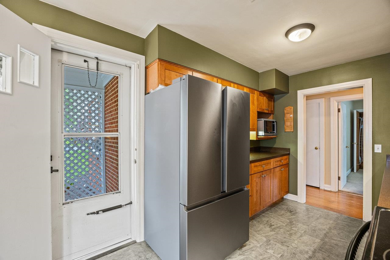 1435 BLUESTONE ST, HARRISONBURG, Virginia 22801, 2 Bedrooms Bedrooms, ,1 BathroomBathrooms,Residential,1435 BLUESTONE ST,665175 MLS # 665175