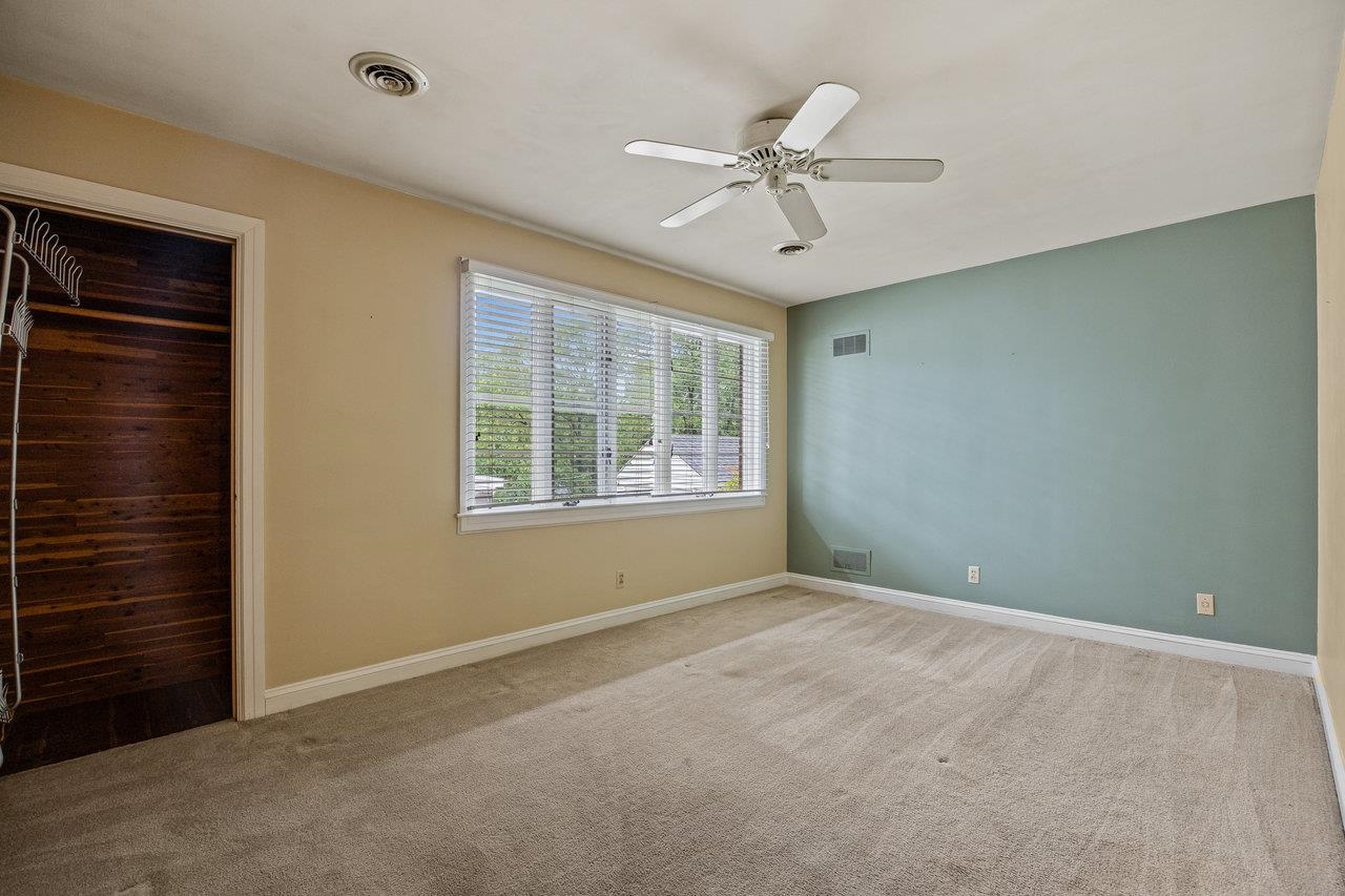 1435 BLUESTONE ST, HARRISONBURG, Virginia 22801, 2 Bedrooms Bedrooms, ,1 BathroomBathrooms,Residential,1435 BLUESTONE ST,665175 MLS # 665175
