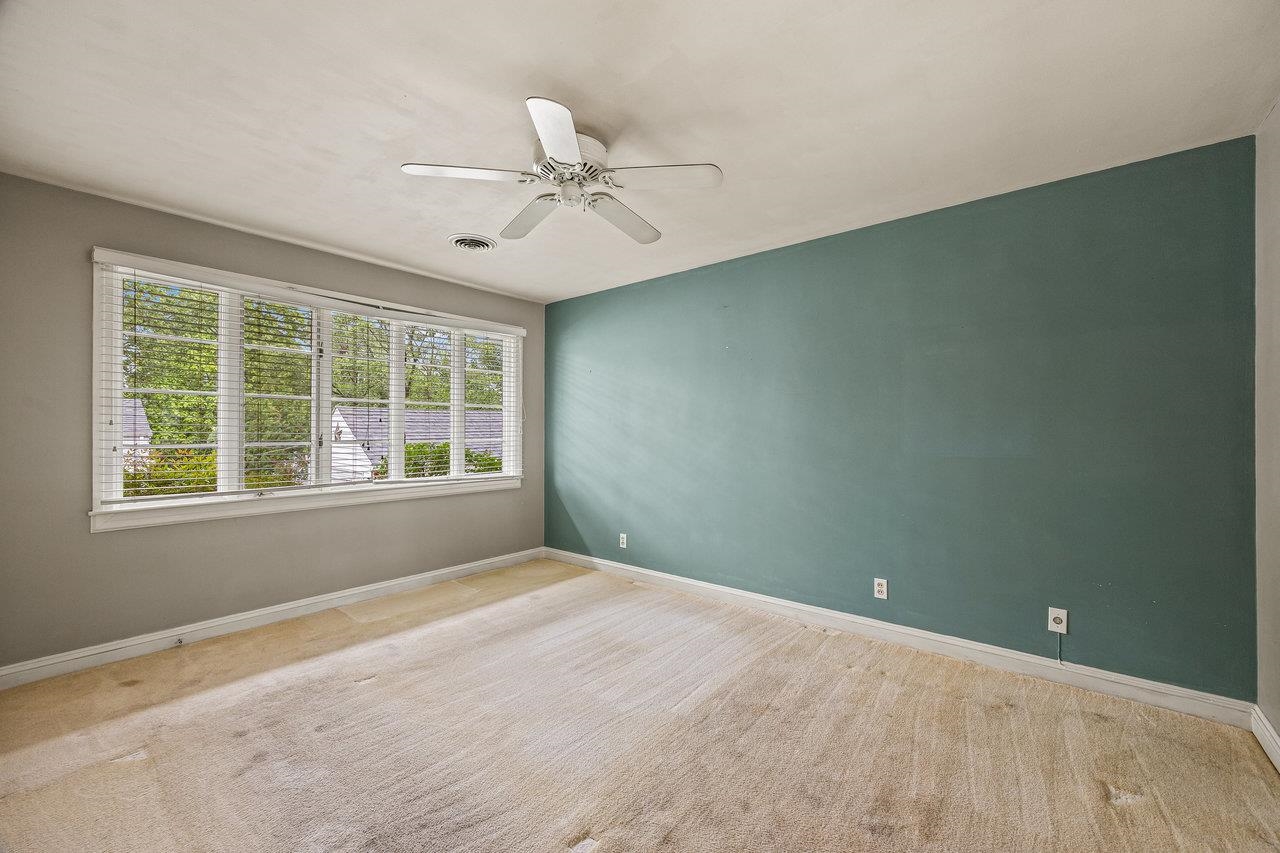 1435 BLUESTONE ST, HARRISONBURG, Virginia 22801, 2 Bedrooms Bedrooms, ,1 BathroomBathrooms,Residential,1435 BLUESTONE ST,665175 MLS # 665175