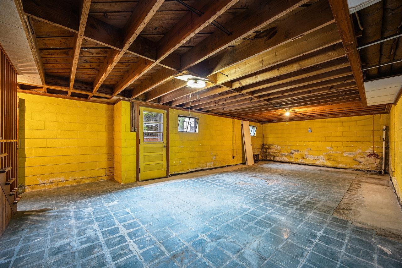1435 BLUESTONE ST, HARRISONBURG, Virginia 22801, 2 Bedrooms Bedrooms, ,1 BathroomBathrooms,Residential,1435 BLUESTONE ST,665175 MLS # 665175