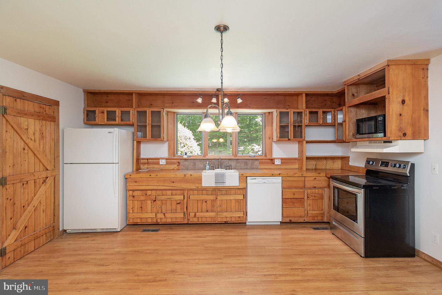 2070 FARRAGUT DR, STAFFORD, Virginia 22554, 4 Bedrooms Bedrooms, 14 Rooms Rooms,2 BathroomsBathrooms,Residential,For sale,2070 FARRAGUT DR,VAST2039076 MLS # VAST2039076