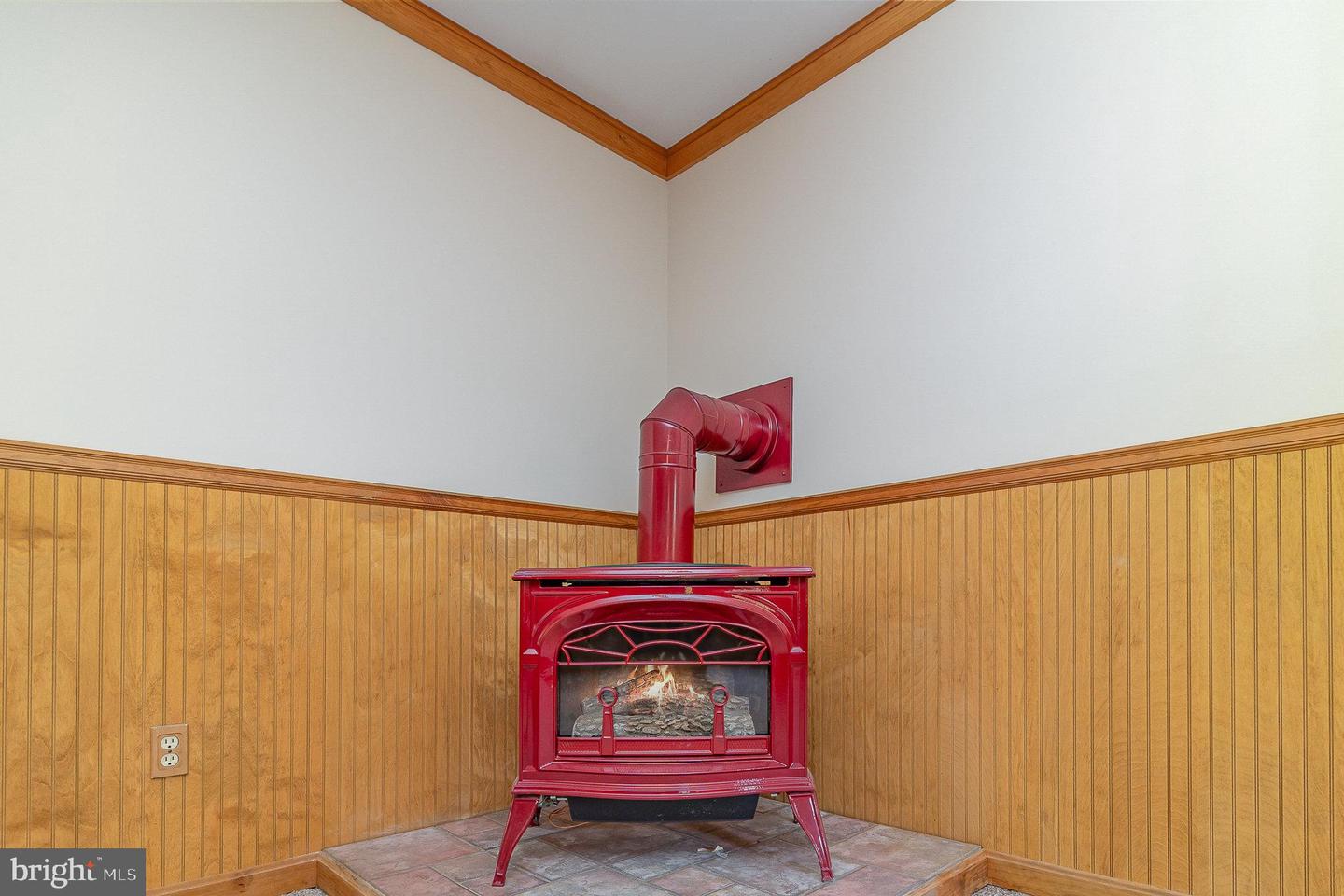 2070 FARRAGUT DR, STAFFORD, Virginia 22554, 4 Bedrooms Bedrooms, 14 Rooms Rooms,2 BathroomsBathrooms,Residential,For sale,2070 FARRAGUT DR,VAST2039076 MLS # VAST2039076