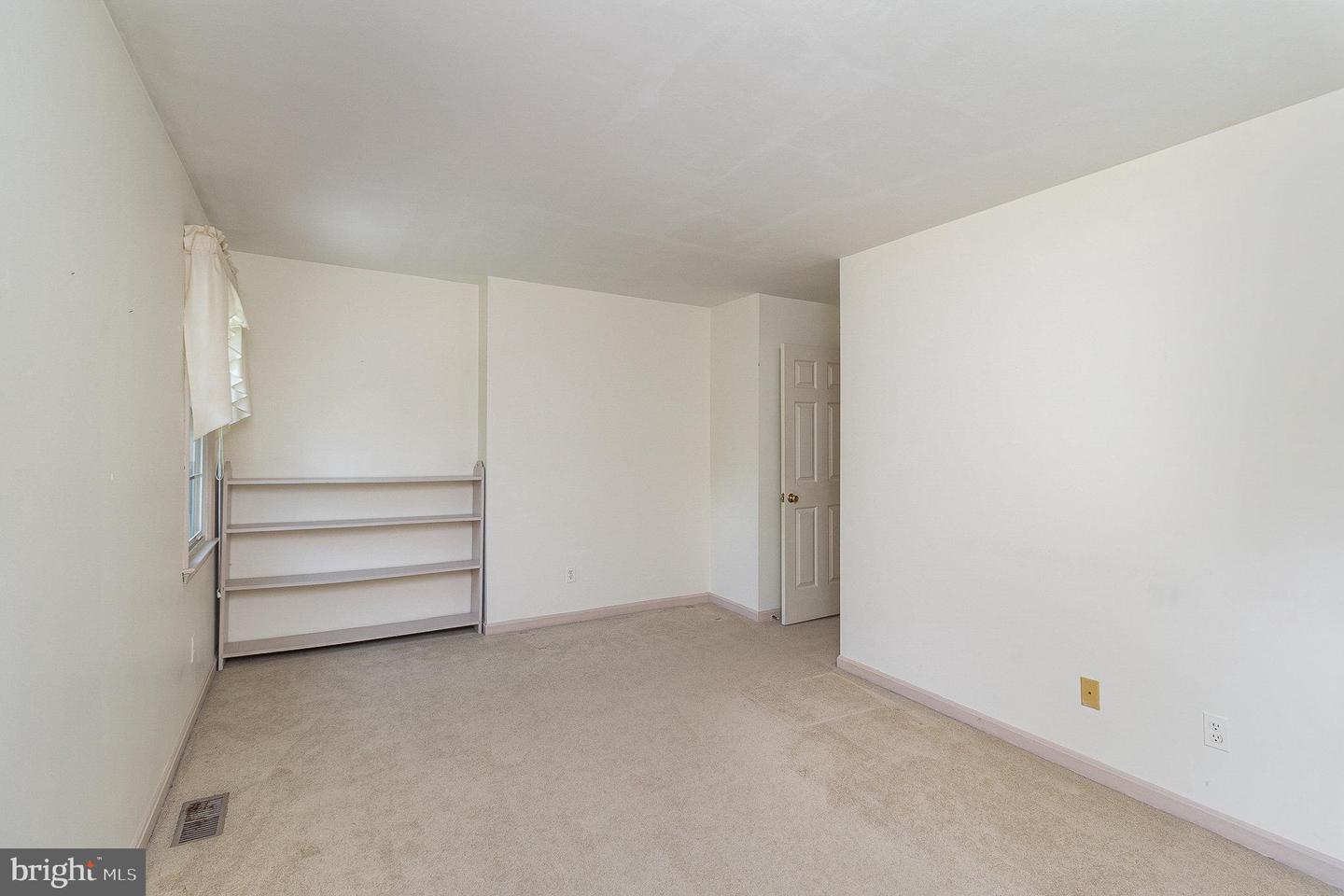 2070 FARRAGUT DR, STAFFORD, Virginia 22554, 4 Bedrooms Bedrooms, 14 Rooms Rooms,2 BathroomsBathrooms,Residential,For sale,2070 FARRAGUT DR,VAST2039076 MLS # VAST2039076
