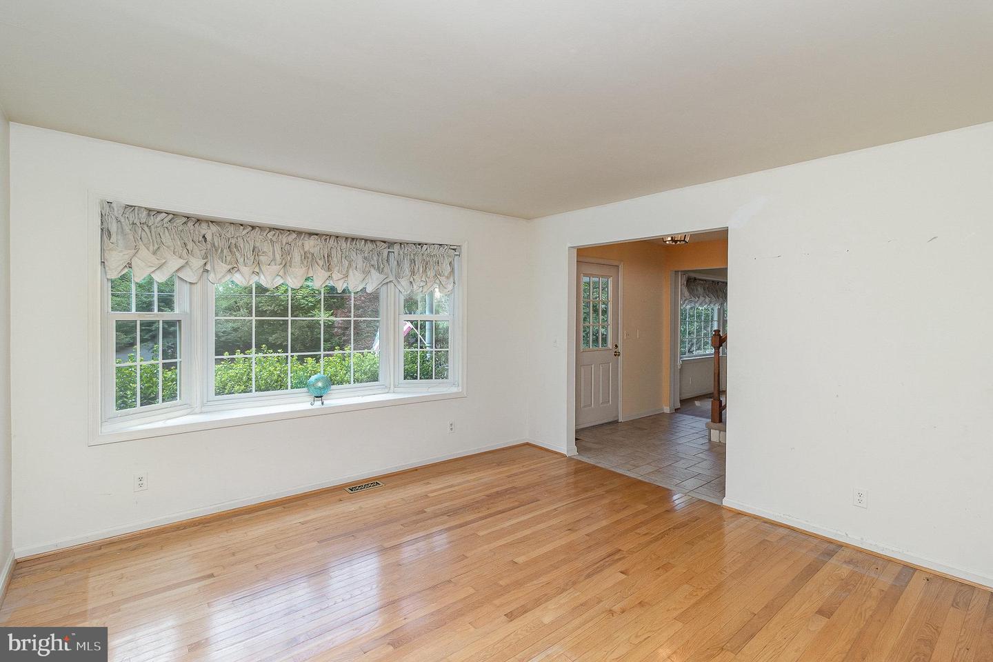 2070 FARRAGUT DR, STAFFORD, Virginia 22554, 4 Bedrooms Bedrooms, 14 Rooms Rooms,2 BathroomsBathrooms,Residential,For sale,2070 FARRAGUT DR,VAST2039076 MLS # VAST2039076