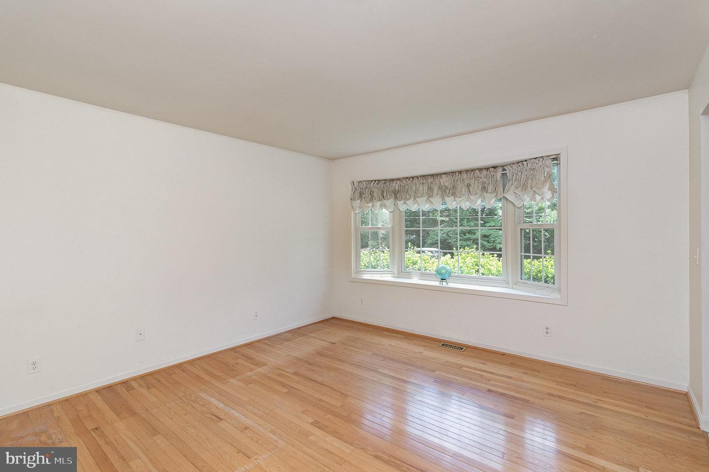 2070 FARRAGUT DR, STAFFORD, Virginia 22554, 4 Bedrooms Bedrooms, 14 Rooms Rooms,2 BathroomsBathrooms,Residential,For sale,2070 FARRAGUT DR,VAST2039076 MLS # VAST2039076