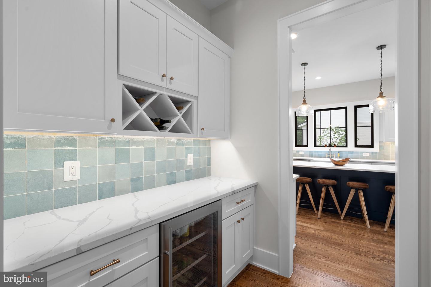 228 MANVELL RD SE, VIENNA, Virginia 22180, 5 Bedrooms Bedrooms, ,5 BathroomsBathrooms,Residential,For sale,228 MANVELL RD SE,VAFX2242554 MLS # VAFX2242554