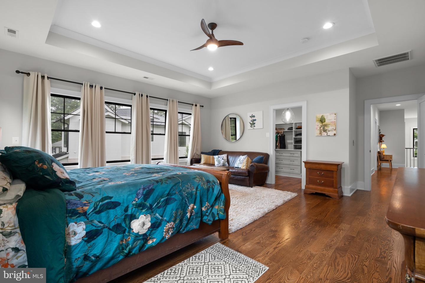 228 MANVELL RD SE, VIENNA, Virginia 22180, 5 Bedrooms Bedrooms, ,5 BathroomsBathrooms,Residential,For sale,228 MANVELL RD SE,VAFX2242554 MLS # VAFX2242554