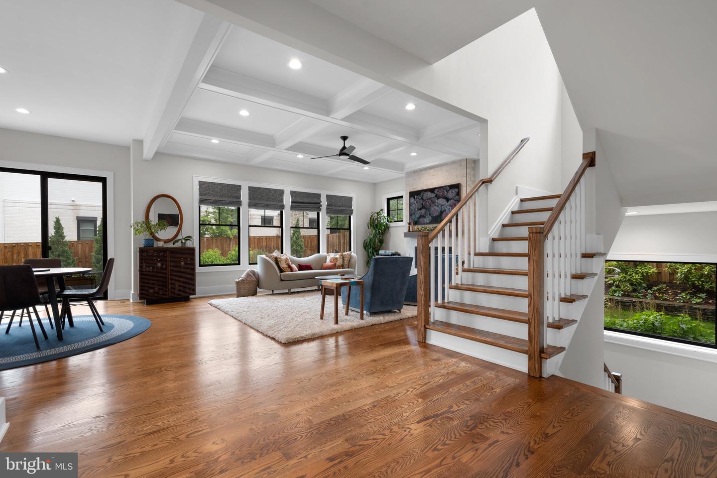 228 MANVELL RD SE, VIENNA, Virginia 22180, 5 Bedrooms Bedrooms, ,5 BathroomsBathrooms,Residential,For sale,228 MANVELL RD SE,VAFX2242554 MLS # VAFX2242554
