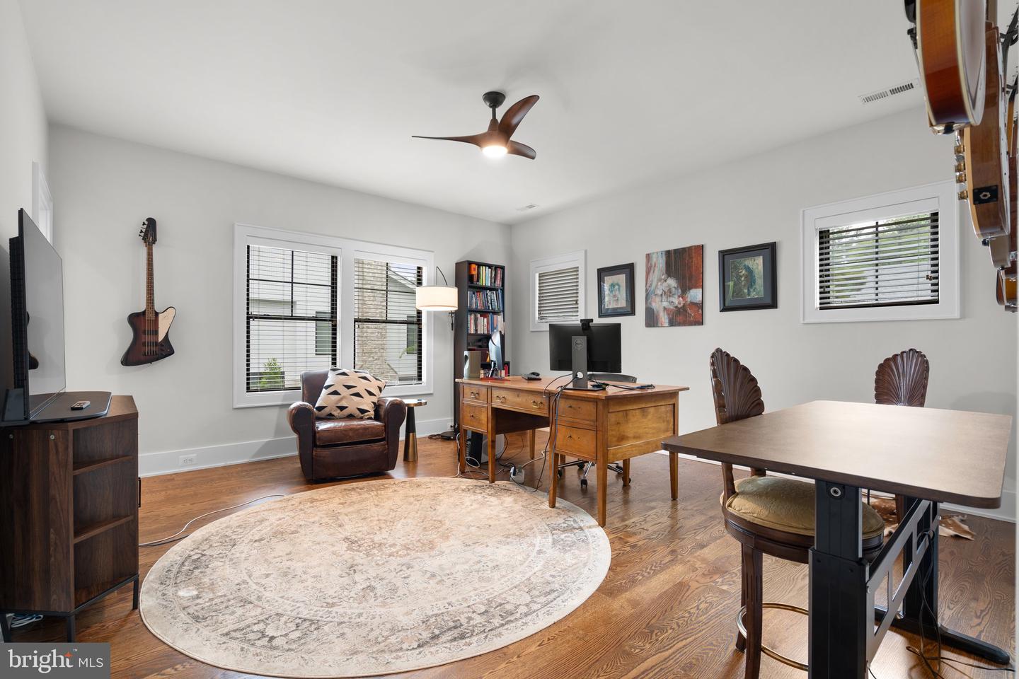 228 MANVELL RD SE, VIENNA, Virginia 22180, 5 Bedrooms Bedrooms, ,5 BathroomsBathrooms,Residential,For sale,228 MANVELL RD SE,VAFX2242554 MLS # VAFX2242554