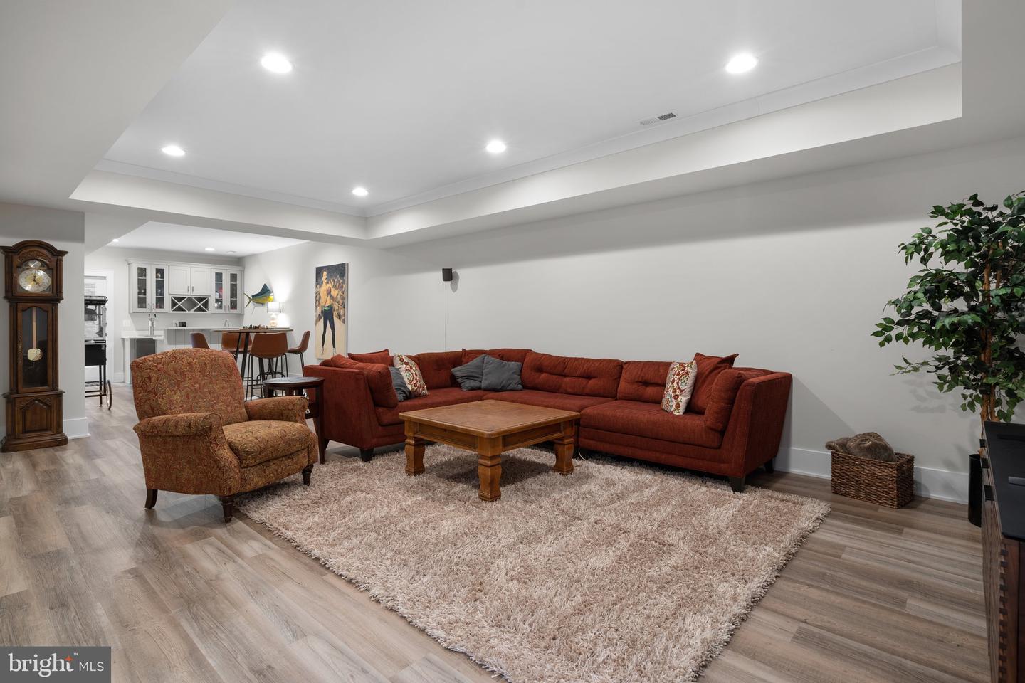 228 MANVELL RD SE, VIENNA, Virginia 22180, 5 Bedrooms Bedrooms, ,5 BathroomsBathrooms,Residential,For sale,228 MANVELL RD SE,VAFX2242554 MLS # VAFX2242554