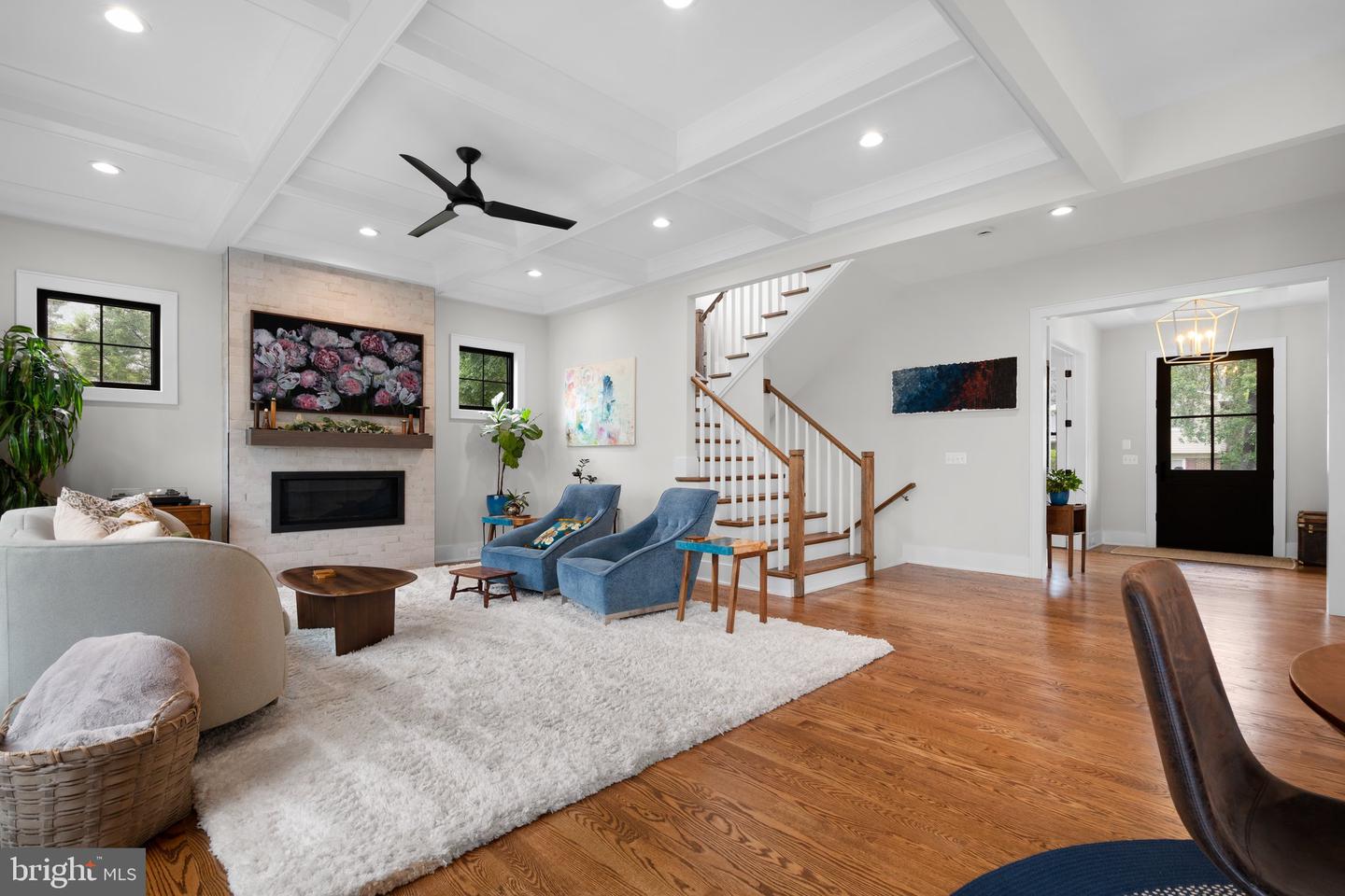 228 MANVELL RD SE, VIENNA, Virginia 22180, 5 Bedrooms Bedrooms, ,5 BathroomsBathrooms,Residential,For sale,228 MANVELL RD SE,VAFX2242554 MLS # VAFX2242554