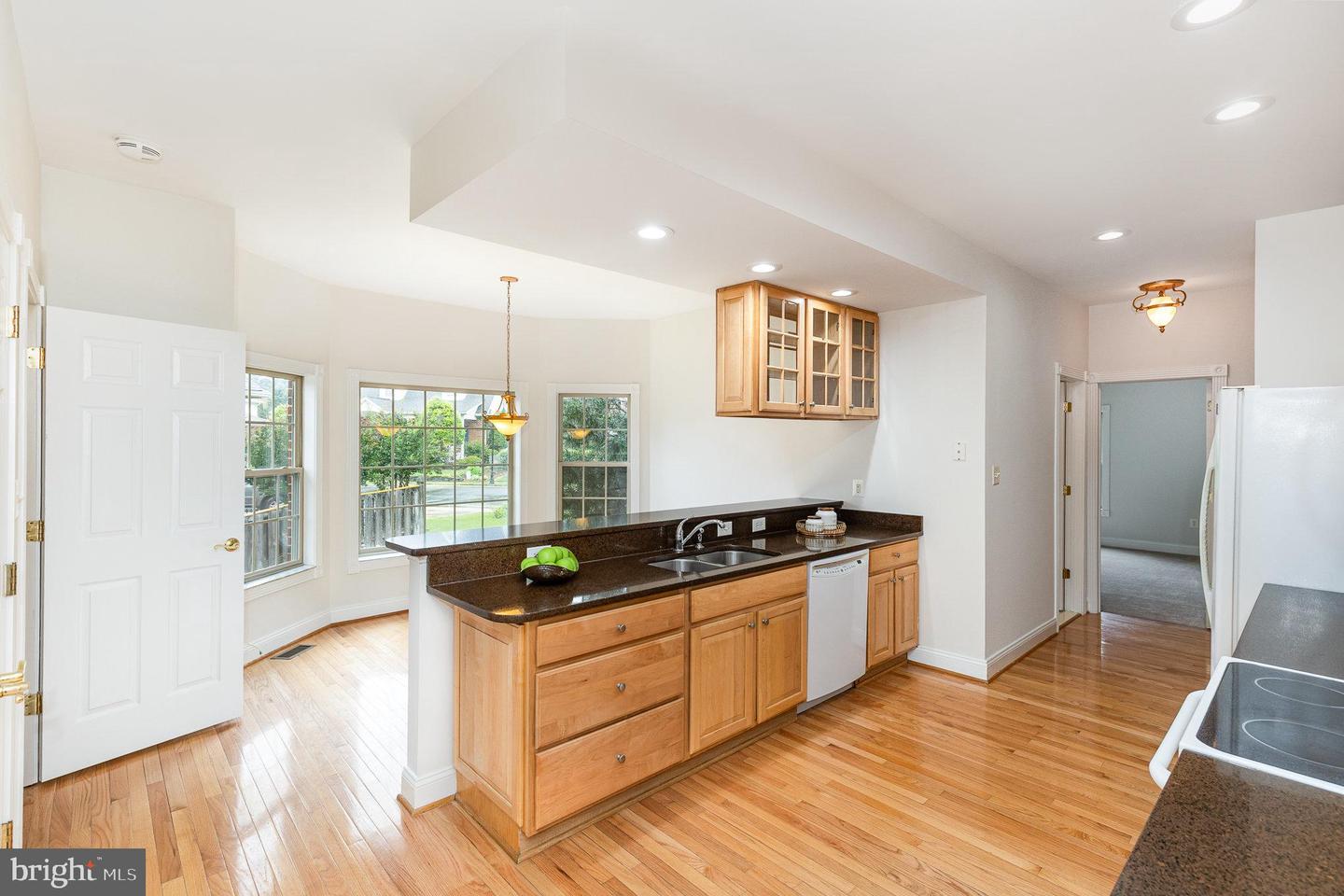 255 CARRIAGE CHASE CIR, WARRENTON, Virginia 20186, 4 Bedrooms Bedrooms, ,4 BathroomsBathrooms,Residential,For sale,255 CARRIAGE CHASE CIR,VAFQ2016728 MLS # VAFQ2016728