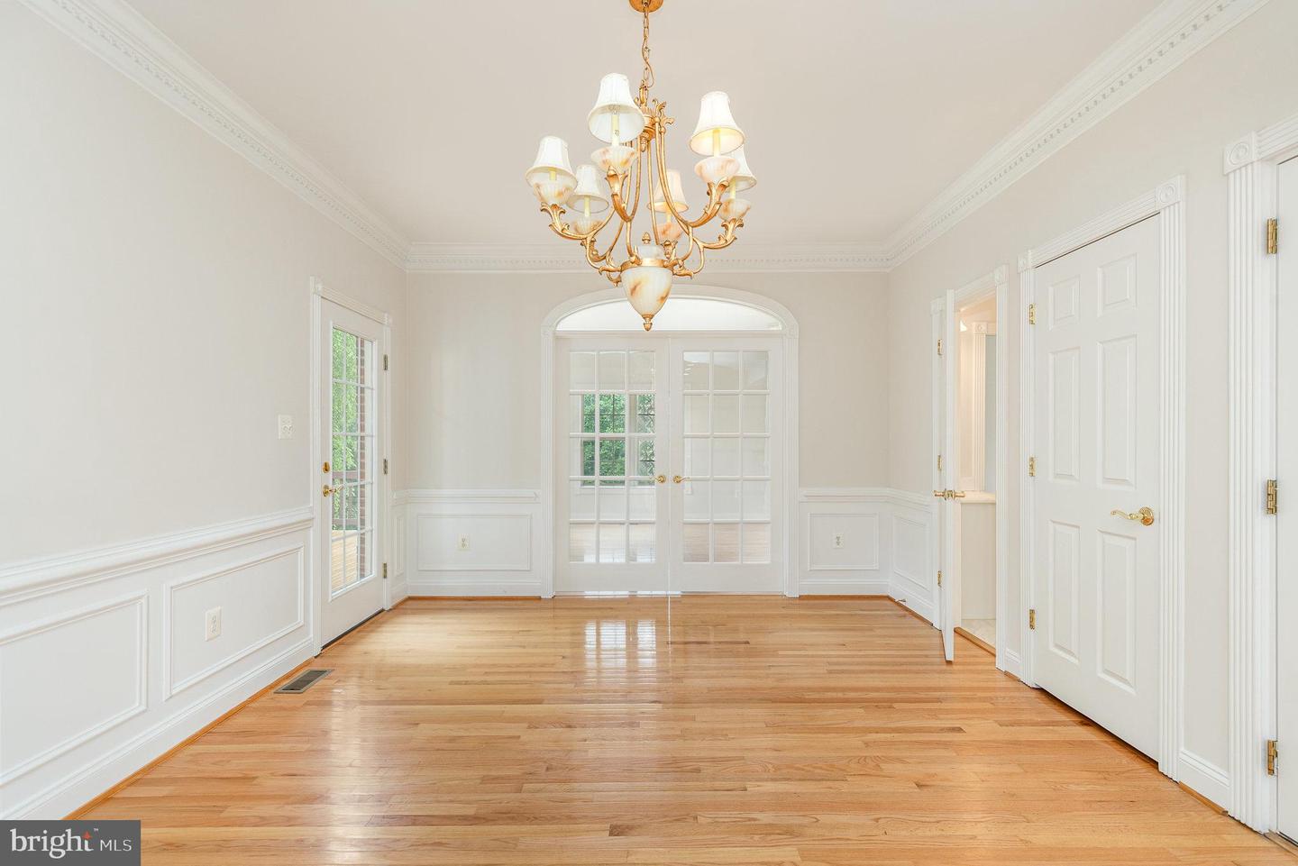 255 CARRIAGE CHASE CIR, WARRENTON, Virginia 20186, 4 Bedrooms Bedrooms, ,4 BathroomsBathrooms,Residential,For sale,255 CARRIAGE CHASE CIR,VAFQ2016728 MLS # VAFQ2016728