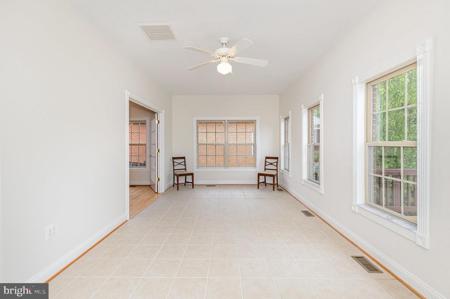 255 CARRIAGE CHASE CIR, WARRENTON, Virginia 20186, 4 Bedrooms Bedrooms, ,4 BathroomsBathrooms,Residential,For sale,255 CARRIAGE CHASE CIR,VAFQ2016728 MLS # VAFQ2016728