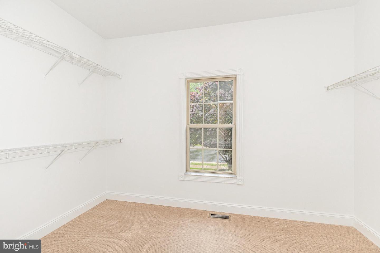 255 CARRIAGE CHASE CIR, WARRENTON, Virginia 20186, 4 Bedrooms Bedrooms, ,4 BathroomsBathrooms,Residential,For sale,255 CARRIAGE CHASE CIR,VAFQ2016728 MLS # VAFQ2016728