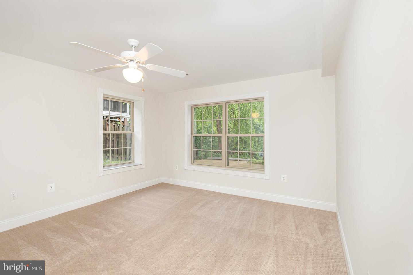 255 CARRIAGE CHASE CIR, WARRENTON, Virginia 20186, 4 Bedrooms Bedrooms, ,4 BathroomsBathrooms,Residential,For sale,255 CARRIAGE CHASE CIR,VAFQ2016728 MLS # VAFQ2016728