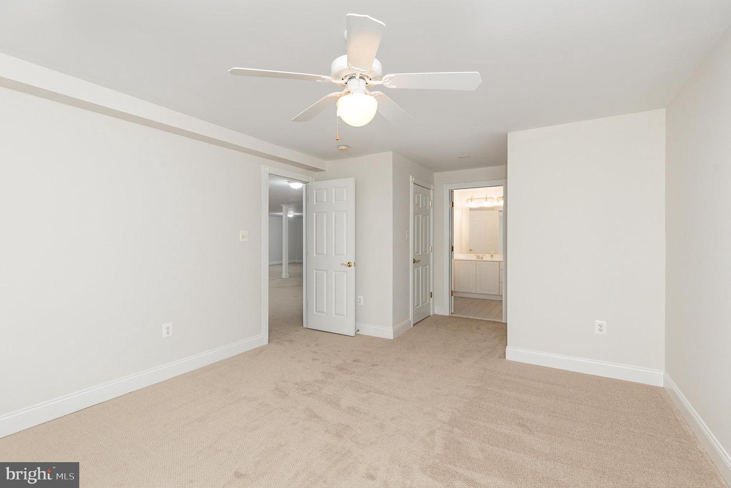 255 CARRIAGE CHASE CIR, WARRENTON, Virginia 20186, 4 Bedrooms Bedrooms, ,4 BathroomsBathrooms,Residential,For sale,255 CARRIAGE CHASE CIR,VAFQ2016728 MLS # VAFQ2016728