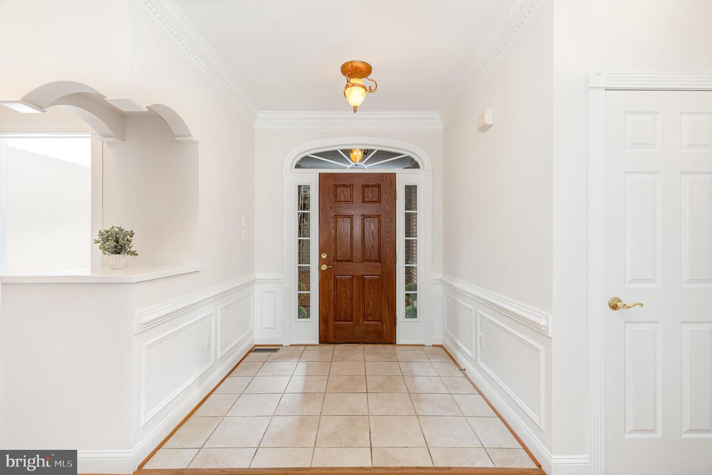 255 CARRIAGE CHASE CIR, WARRENTON, Virginia 20186, 4 Bedrooms Bedrooms, ,4 BathroomsBathrooms,Residential,For sale,255 CARRIAGE CHASE CIR,VAFQ2016728 MLS # VAFQ2016728