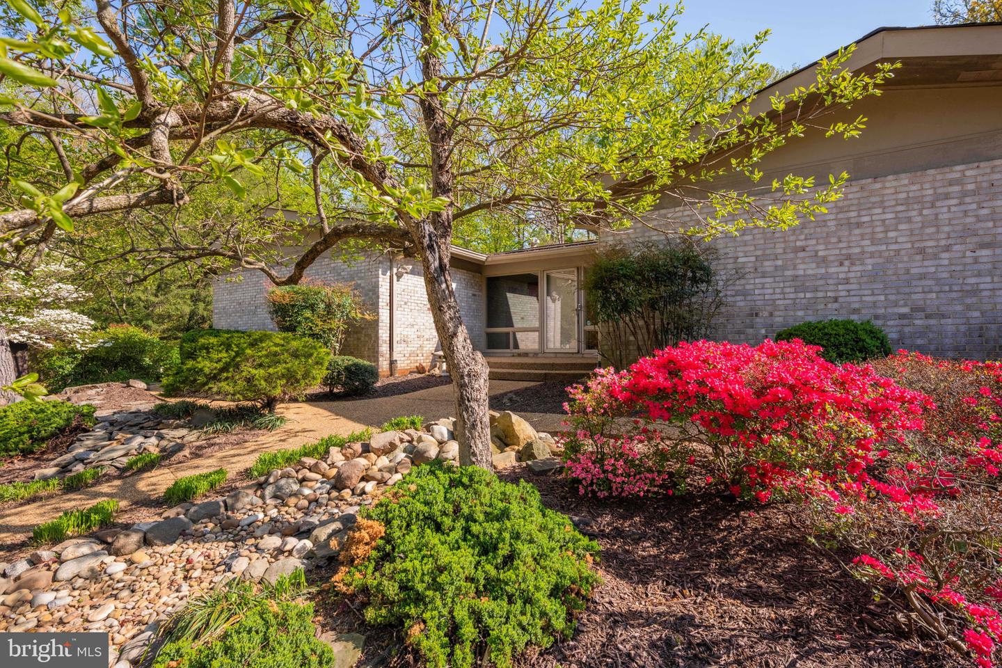 3019 CUNNINGHAM DR, ALEXANDRIA, Virginia 22309, 5 Bedrooms Bedrooms, ,3 BathroomsBathrooms,Residential,For sale,3019 CUNNINGHAM DR,VAFX2242608 MLS # VAFX2242608
