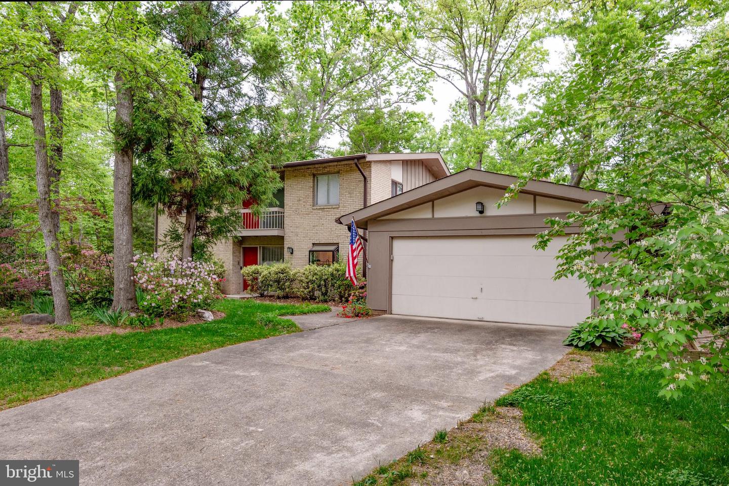 3200 WESSYNTON WAY, ALEXANDRIA, Virginia 22309, 5 Bedrooms Bedrooms, ,3 BathroomsBathrooms,Residential,For sale,3200 WESSYNTON WAY,VAFX2242398 MLS # VAFX2242398