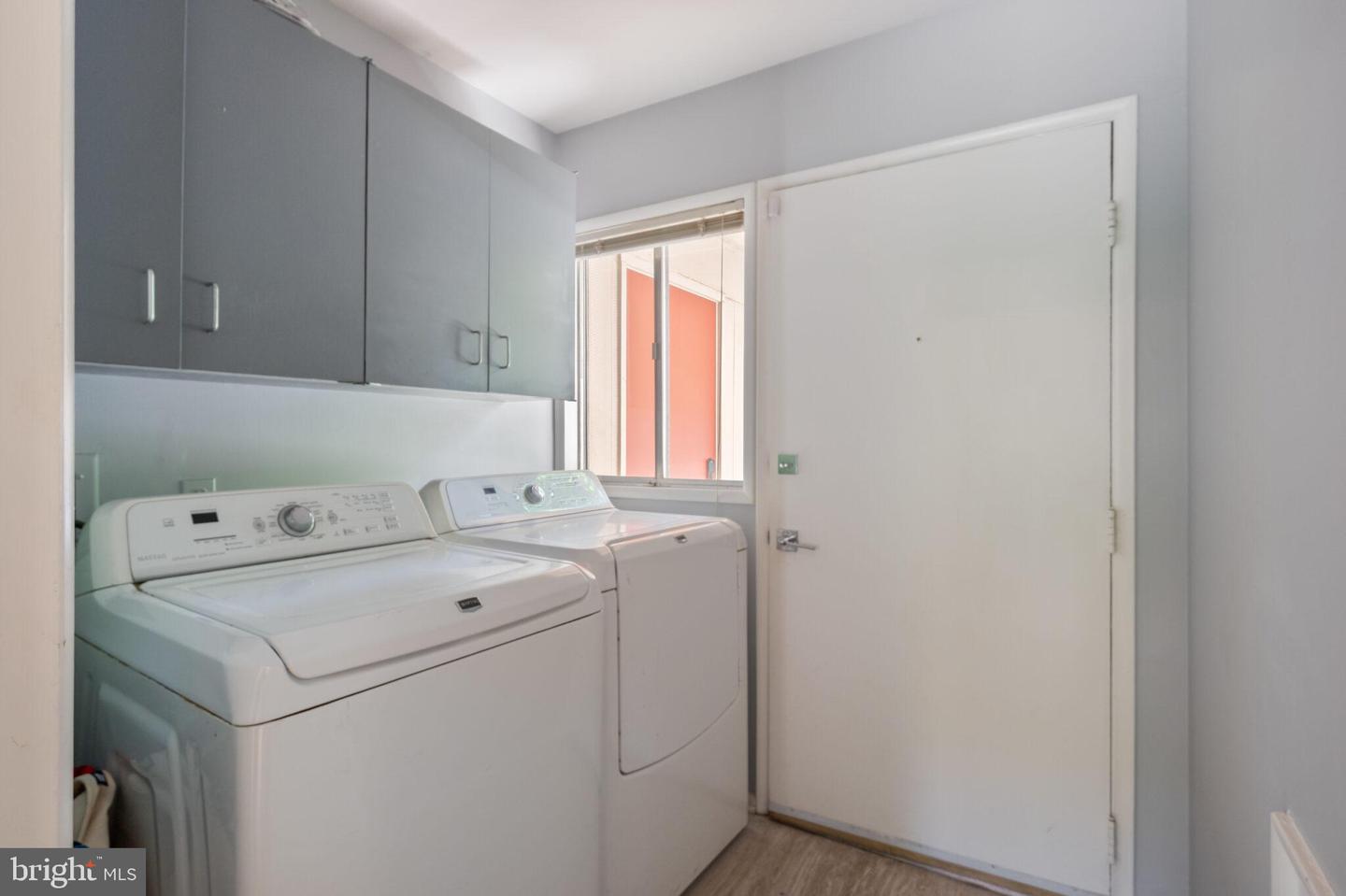 3200 WESSYNTON WAY, ALEXANDRIA, Virginia 22309, 5 Bedrooms Bedrooms, ,3 BathroomsBathrooms,Residential,For sale,3200 WESSYNTON WAY,VAFX2242398 MLS # VAFX2242398