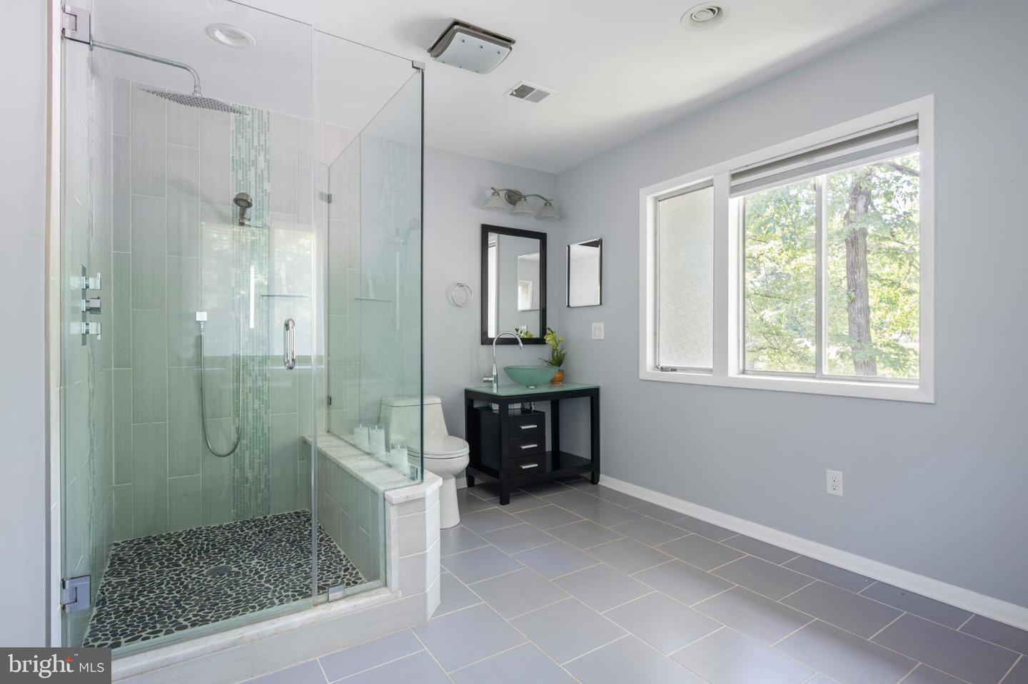 3200 WESSYNTON WAY, ALEXANDRIA, Virginia 22309, 5 Bedrooms Bedrooms, ,3 BathroomsBathrooms,Residential,For sale,3200 WESSYNTON WAY,VAFX2242398 MLS # VAFX2242398