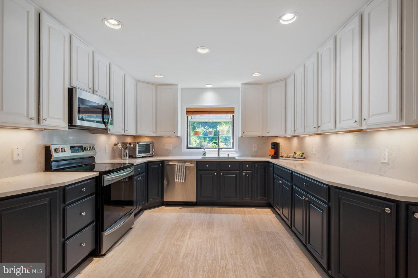 3200 WESSYNTON WAY, ALEXANDRIA, Virginia 22309, 5 Bedrooms Bedrooms, ,3 BathroomsBathrooms,Residential,For sale,3200 WESSYNTON WAY,VAFX2242398 MLS # VAFX2242398