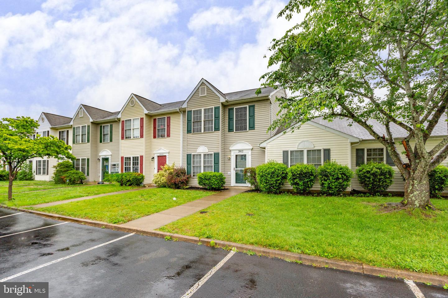 2912 BROYHILL CT, FREDERICKSBURG, Virginia 22408, 3 Bedrooms Bedrooms, ,2 BathroomsBathrooms,Residential,For sale,2912 BROYHILL CT,VASP2033340 MLS # VASP2033340