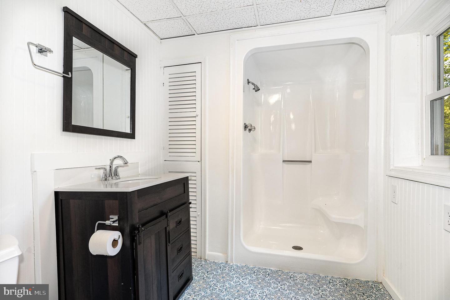 6908 S ROXBURY MILL RD, SPOTSYLVANIA, Virginia 22551, 4 Bedrooms Bedrooms, ,5 BathroomsBathrooms,Residential,For sale,6908 S ROXBURY MILL RD,VASP2033376 MLS # VASP2033376