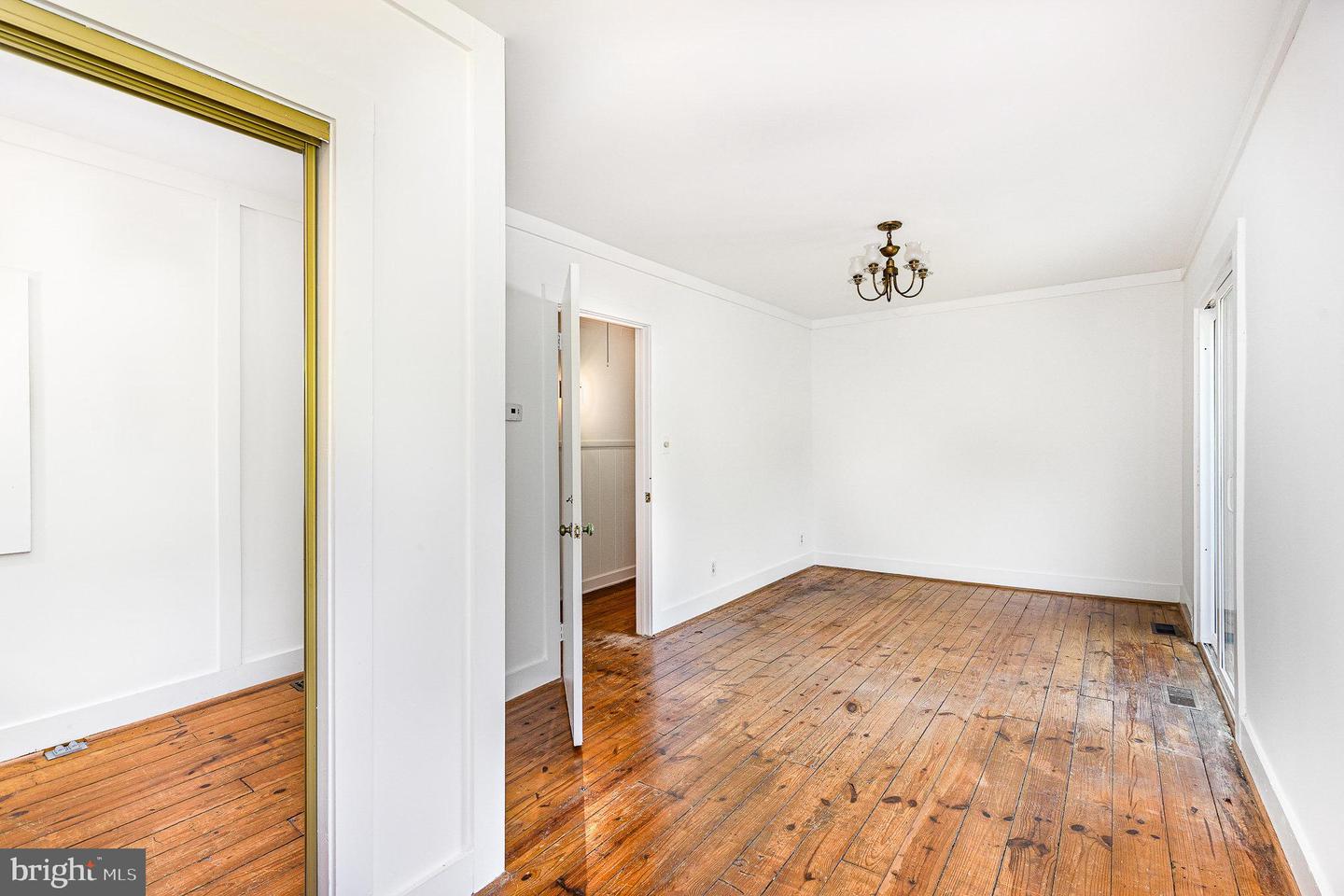 6908 S ROXBURY MILL RD, SPOTSYLVANIA, Virginia 22551, 4 Bedrooms Bedrooms, ,5 BathroomsBathrooms,Residential,For sale,6908 S ROXBURY MILL RD,VASP2033376 MLS # VASP2033376