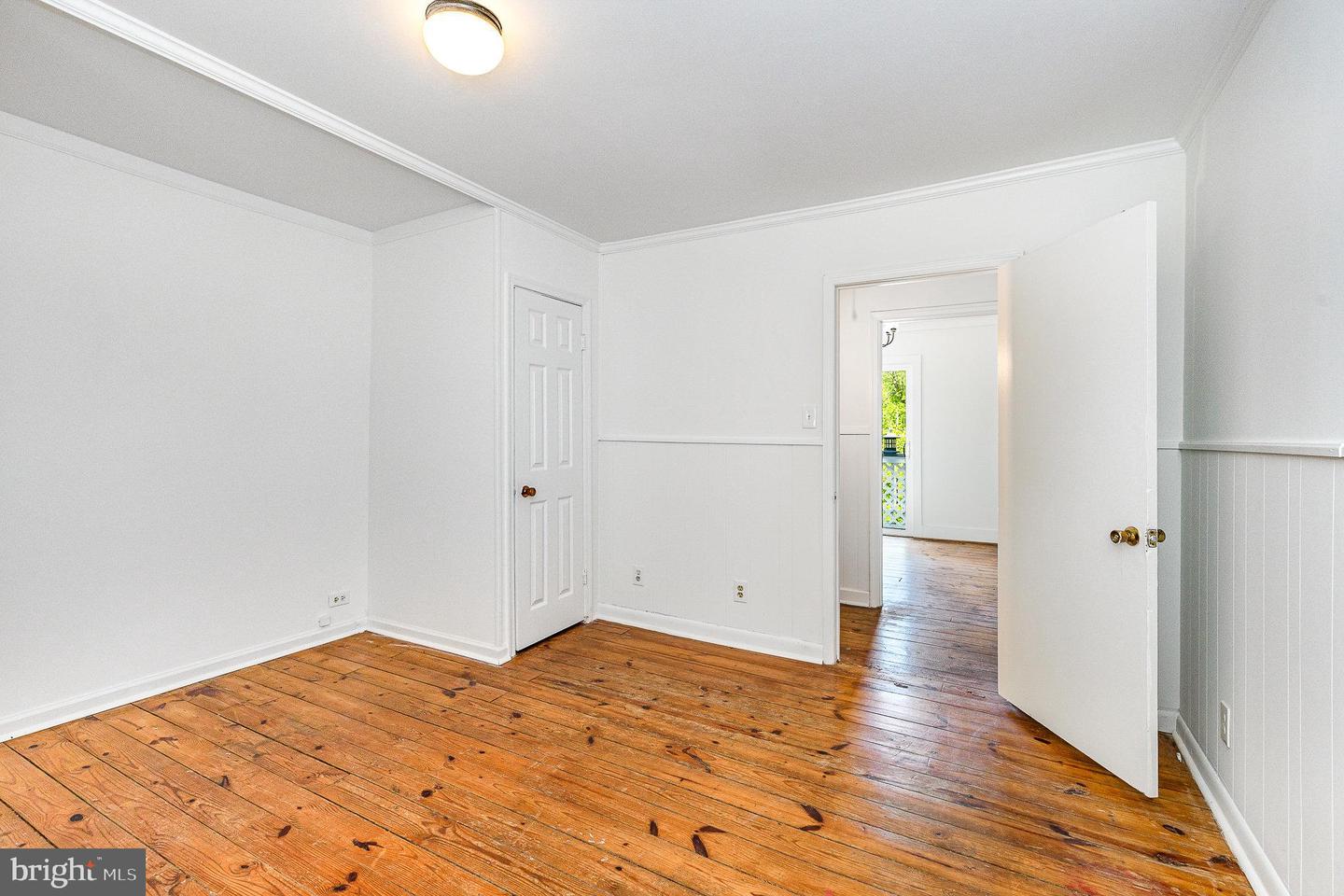 6908 S ROXBURY MILL RD, SPOTSYLVANIA, Virginia 22551, 4 Bedrooms Bedrooms, ,5 BathroomsBathrooms,Residential,For sale,6908 S ROXBURY MILL RD,VASP2033376 MLS # VASP2033376
