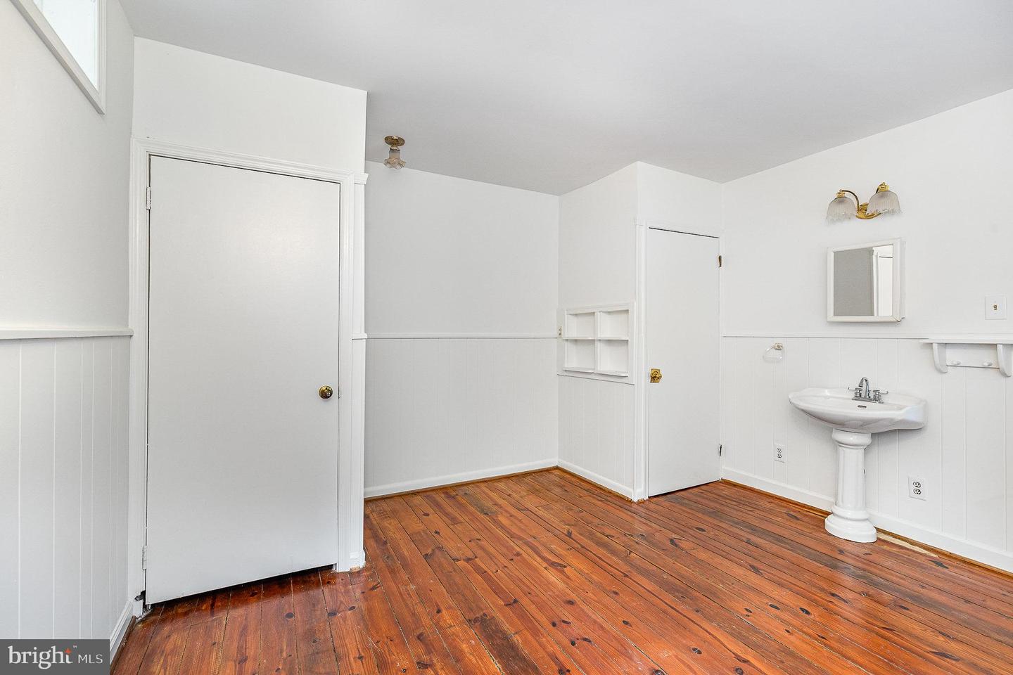 6908 S ROXBURY MILL RD, SPOTSYLVANIA, Virginia 22551, 4 Bedrooms Bedrooms, ,5 BathroomsBathrooms,Residential,For sale,6908 S ROXBURY MILL RD,VASP2033376 MLS # VASP2033376
