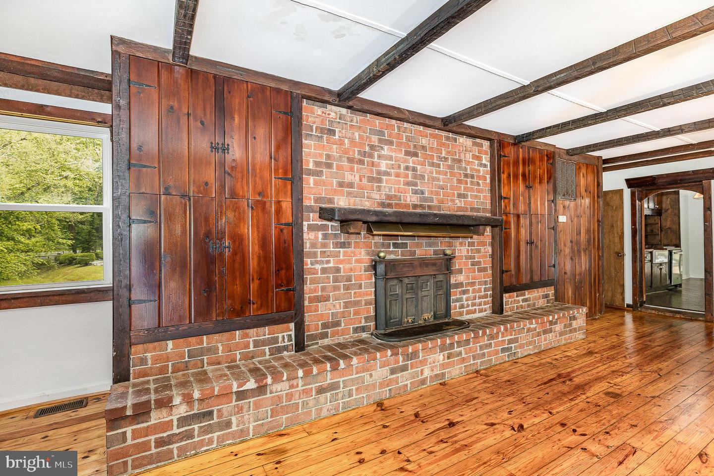 6908 S ROXBURY MILL RD, SPOTSYLVANIA, Virginia 22551, 4 Bedrooms Bedrooms, ,5 BathroomsBathrooms,Residential,For sale,6908 S ROXBURY MILL RD,VASP2033376 MLS # VASP2033376