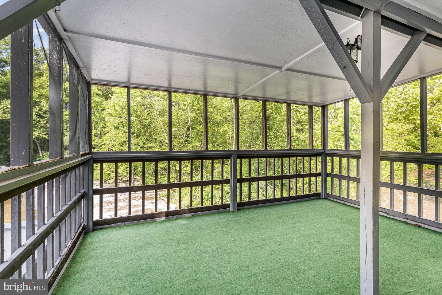 6908 S ROXBURY MILL RD, SPOTSYLVANIA, Virginia 22551, 4 Bedrooms Bedrooms, ,5 BathroomsBathrooms,Residential,For sale,6908 S ROXBURY MILL RD,VASP2033376 MLS # VASP2033376