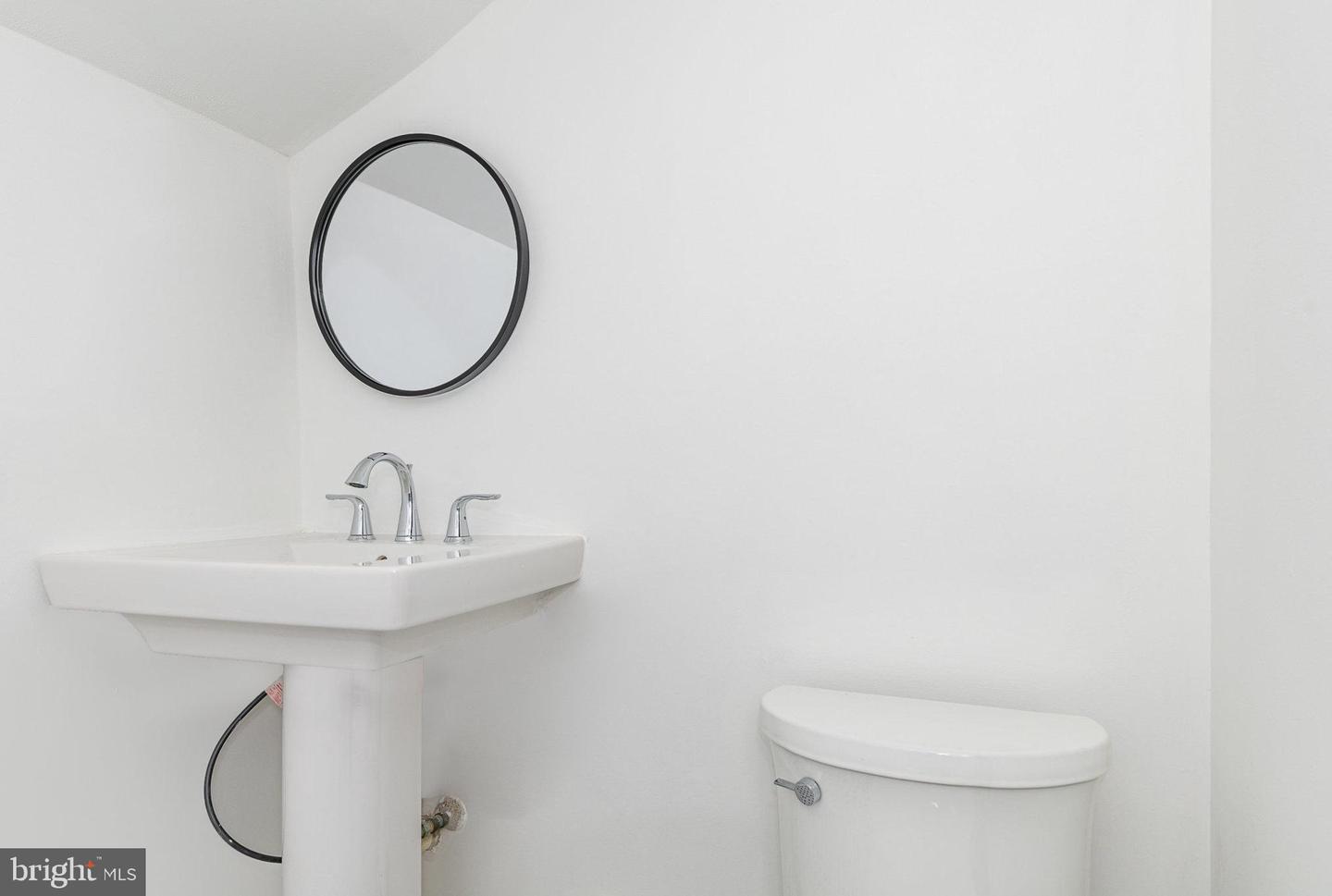 6908 S ROXBURY MILL RD, SPOTSYLVANIA, Virginia 22551, 4 Bedrooms Bedrooms, ,5 BathroomsBathrooms,Residential,For sale,6908 S ROXBURY MILL RD,VASP2033376 MLS # VASP2033376