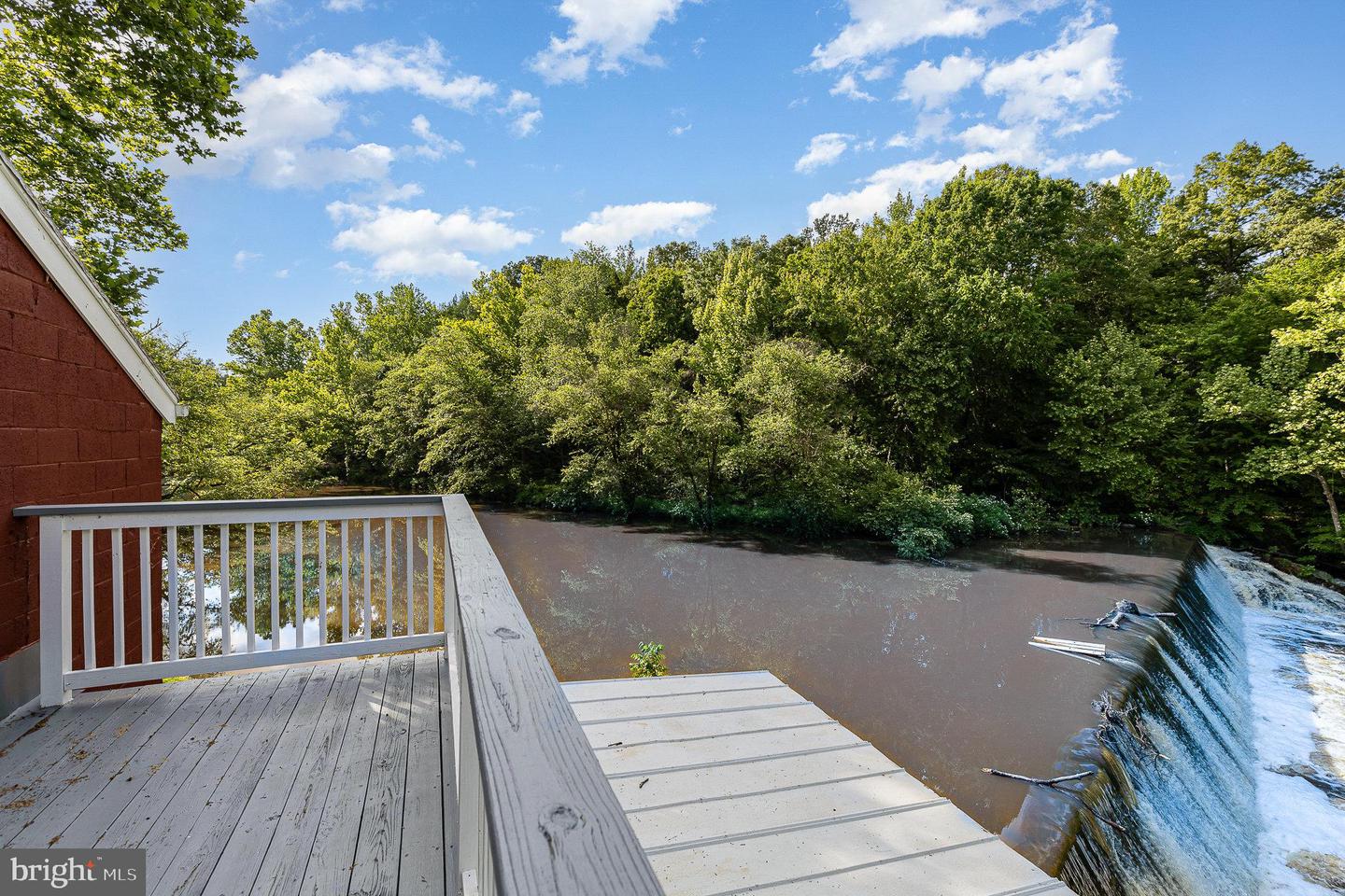 6908 S ROXBURY MILL RD, SPOTSYLVANIA, Virginia 22551, 4 Bedrooms Bedrooms, ,5 BathroomsBathrooms,Residential,For sale,6908 S ROXBURY MILL RD,VASP2033376 MLS # VASP2033376