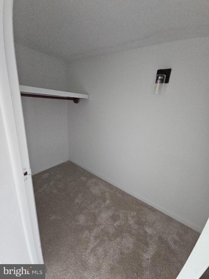6908 S ROXBURY MILL RD, SPOTSYLVANIA, Virginia 22551, 4 Bedrooms Bedrooms, ,5 BathroomsBathrooms,Residential,For sale,6908 S ROXBURY MILL RD,VASP2033376 MLS # VASP2033376