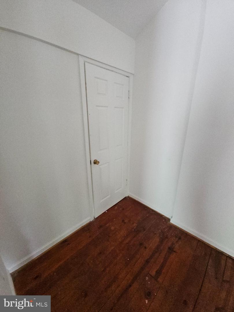 6908 S ROXBURY MILL RD, SPOTSYLVANIA, Virginia 22551, 4 Bedrooms Bedrooms, ,5 BathroomsBathrooms,Residential,For sale,6908 S ROXBURY MILL RD,VASP2033376 MLS # VASP2033376