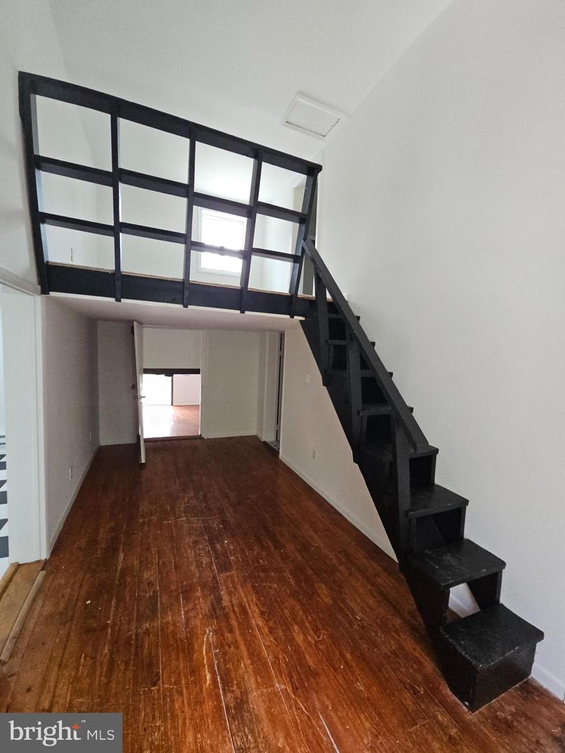 6908 S ROXBURY MILL RD, SPOTSYLVANIA, Virginia 22551, 4 Bedrooms Bedrooms, ,5 BathroomsBathrooms,Residential,For sale,6908 S ROXBURY MILL RD,VASP2033376 MLS # VASP2033376