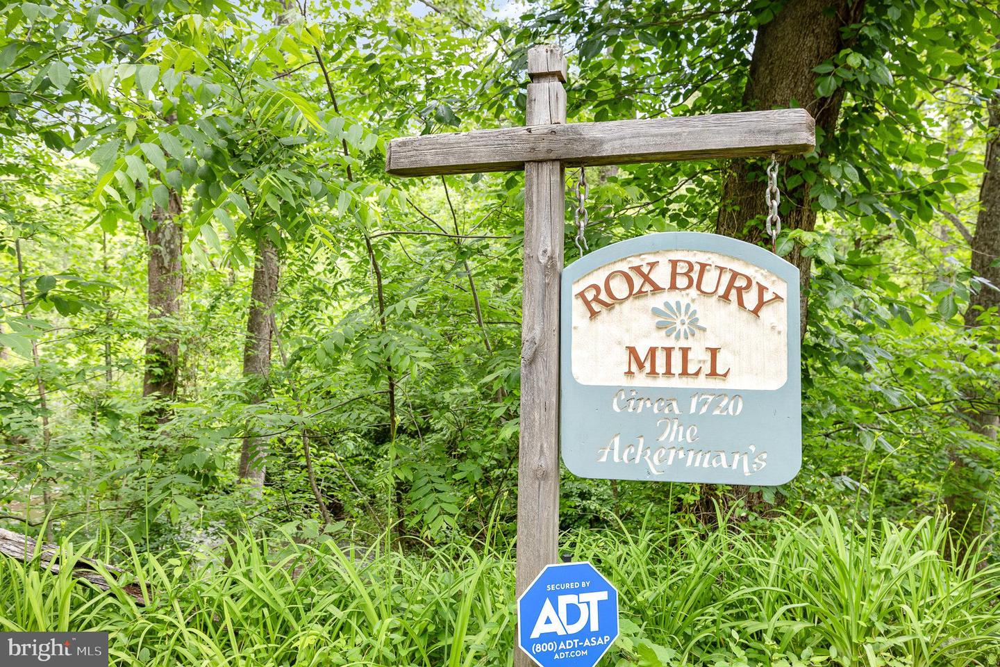 6908 S ROXBURY MILL RD, SPOTSYLVANIA, Virginia 22551, 4 Bedrooms Bedrooms, ,5 BathroomsBathrooms,Residential,For sale,6908 S ROXBURY MILL RD,VASP2033376 MLS # VASP2033376