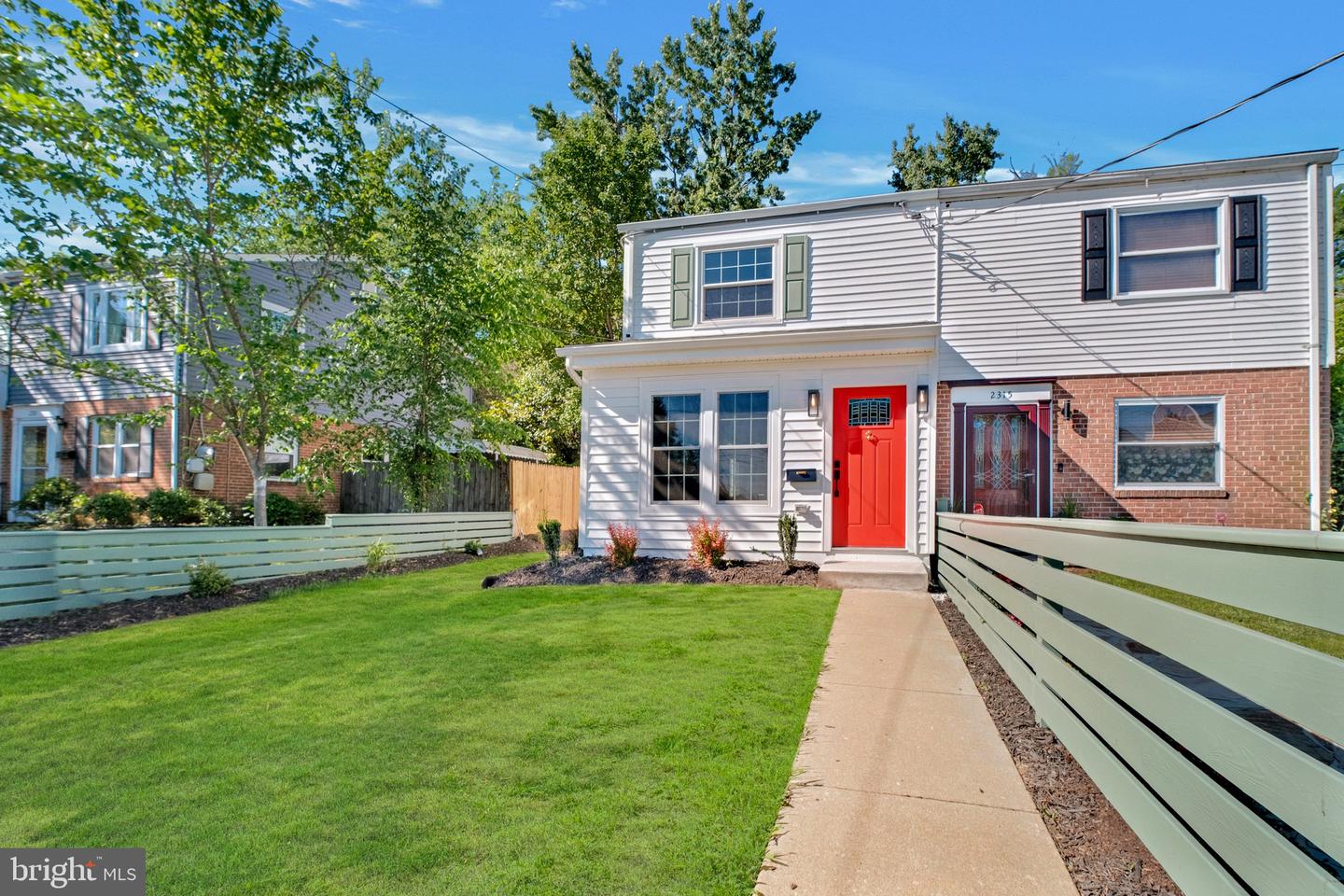 2313 GLENDALE TER, ALEXANDRIA, Virginia 22303, 3 Bedrooms Bedrooms, ,2 BathroomsBathrooms,Residential,For sale,2313 GLENDALE TER,VAFX2242720 MLS # VAFX2242720
