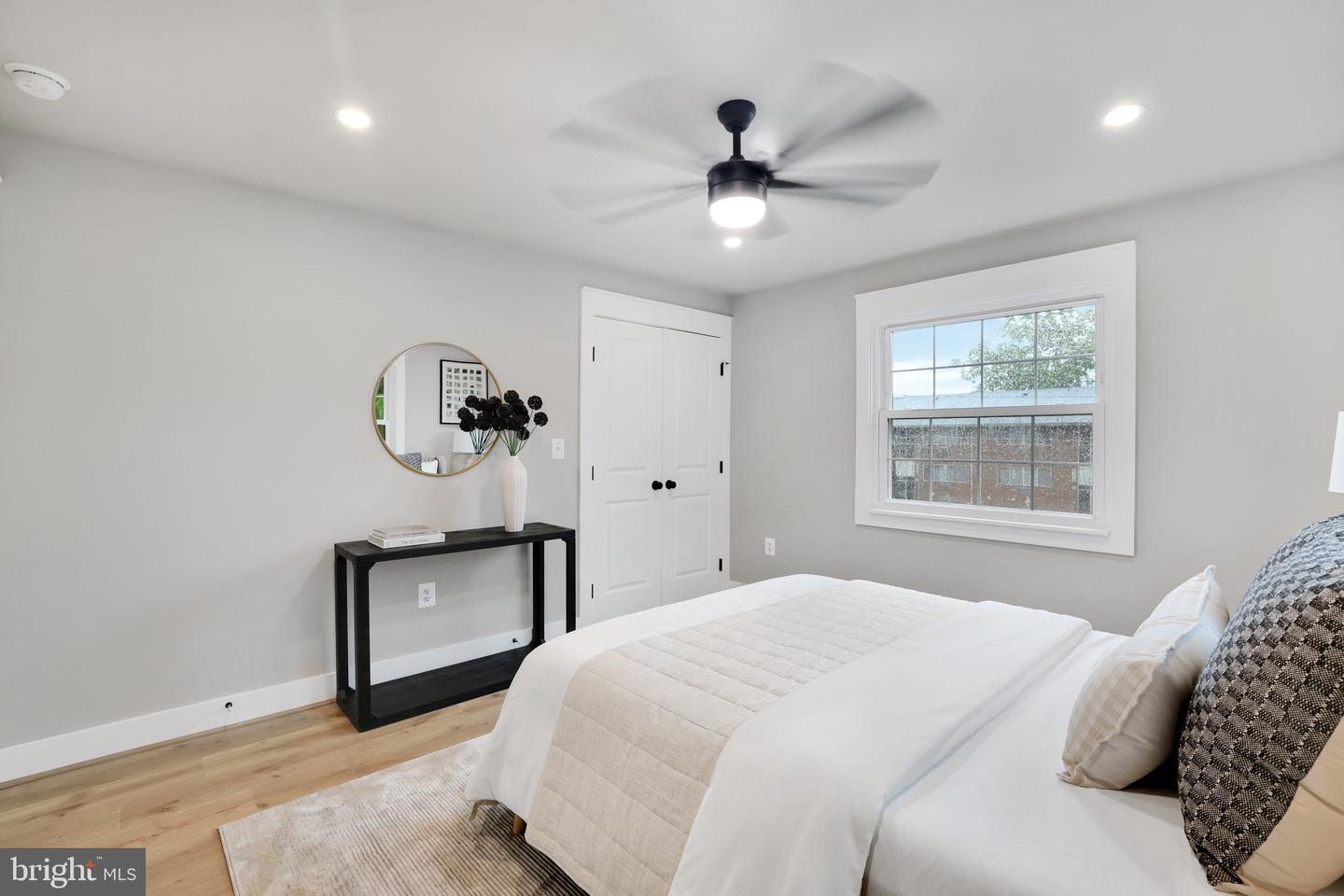 2313 GLENDALE TER, ALEXANDRIA, Virginia 22303, 3 Bedrooms Bedrooms, ,2 BathroomsBathrooms,Residential,For sale,2313 GLENDALE TER,VAFX2242720 MLS # VAFX2242720