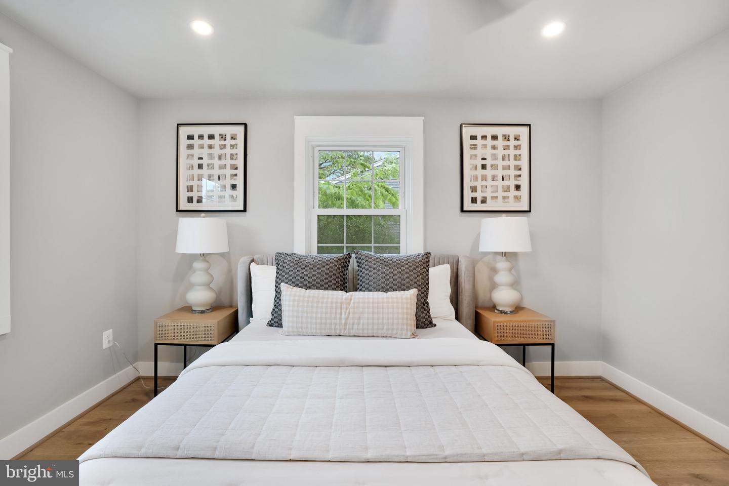 2313 GLENDALE TER, ALEXANDRIA, Virginia 22303, 3 Bedrooms Bedrooms, ,2 BathroomsBathrooms,Residential,For sale,2313 GLENDALE TER,VAFX2242720 MLS # VAFX2242720