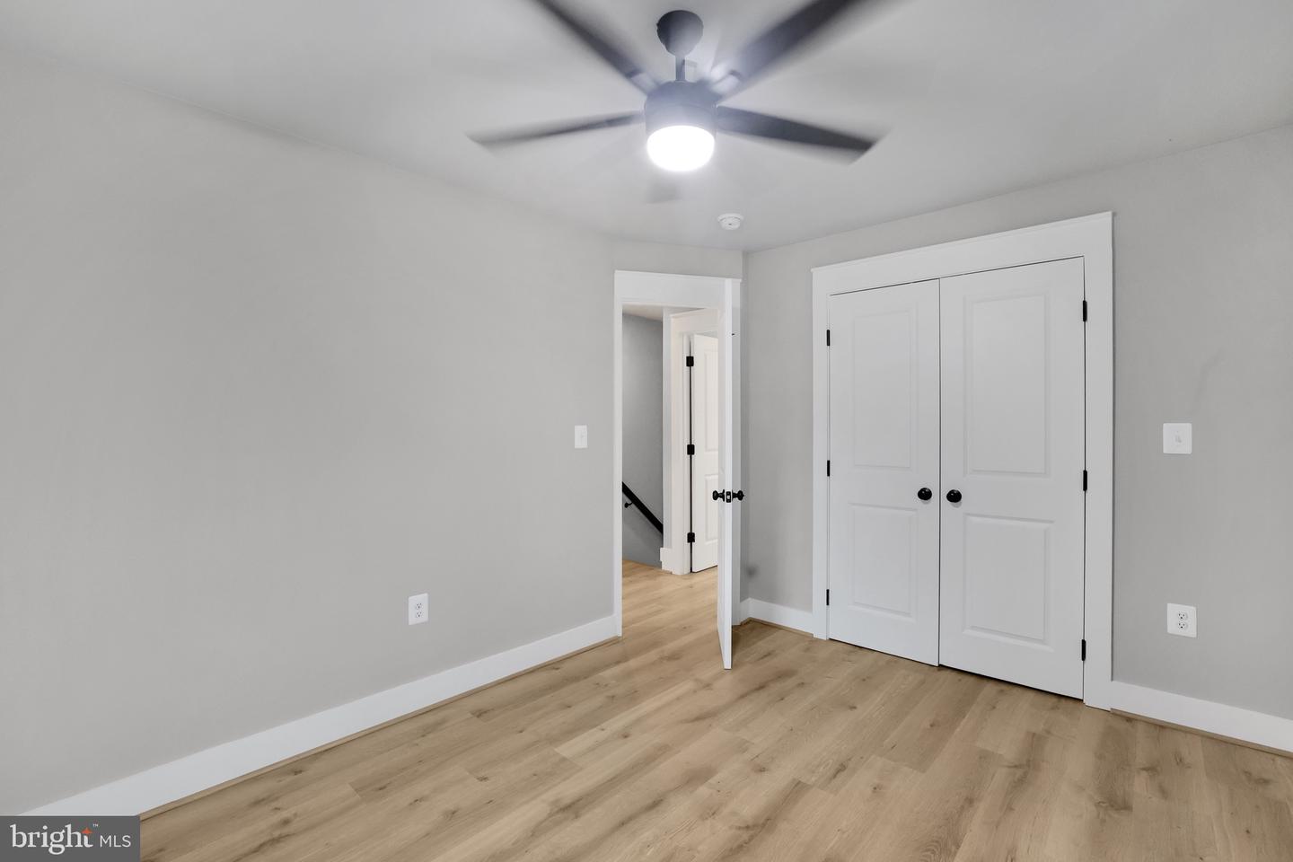 2313 GLENDALE TER, ALEXANDRIA, Virginia 22303, 3 Bedrooms Bedrooms, ,2 BathroomsBathrooms,Residential,For sale,2313 GLENDALE TER,VAFX2242720 MLS # VAFX2242720